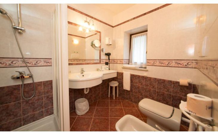 Hotel Relais des Glaciers, Champoluc, Bathroom